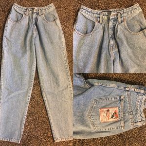 Buffalo vintage high waisted Mom jeans
